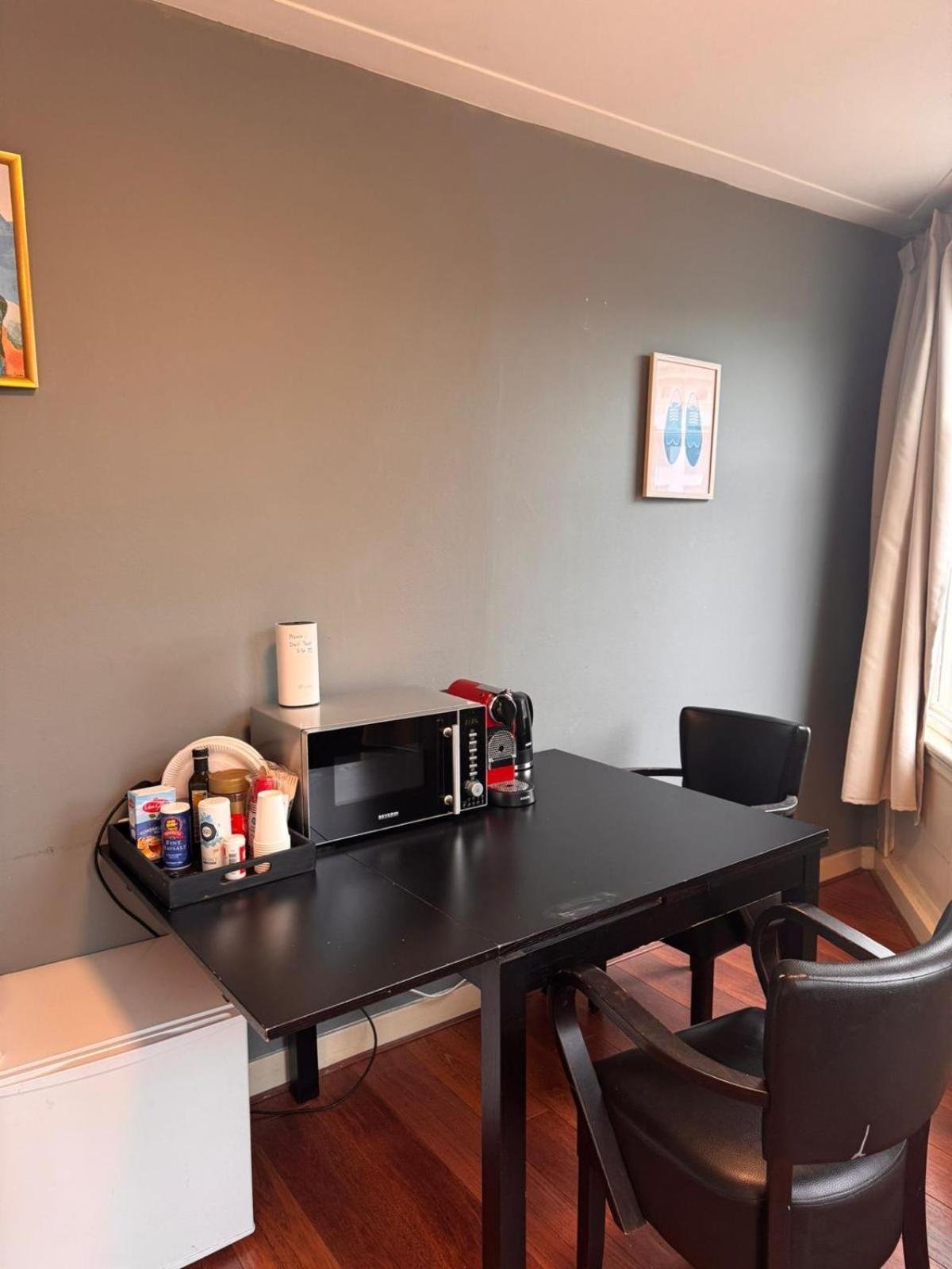 Central B&B Apartment In Amsterdam Eksteriør billede